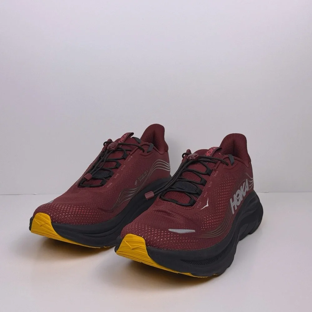 Hoka One One Clifton 11 GTX Running Shoes Men Sz 10 Maroon/Black 1176572 Sample